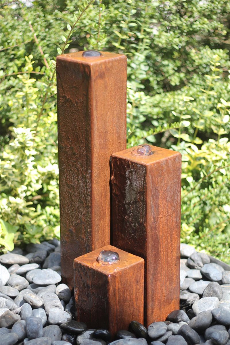 Cortenstahl Säulen Trio 60cm Metallbrunnen Springbrunnen Edelrost Komplettset