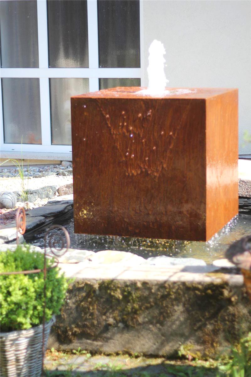 Wasserspiel SET Cortenstahl Würfel 80 Schwebeoptik Gartenbrunnen Edelrost